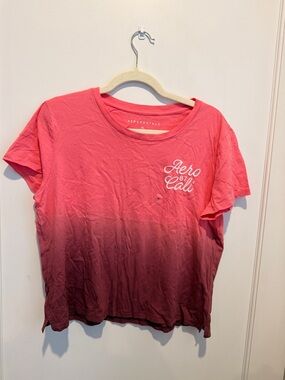 Aeropostale Coral to Burgundy Ombre Short Sleeve Tee
